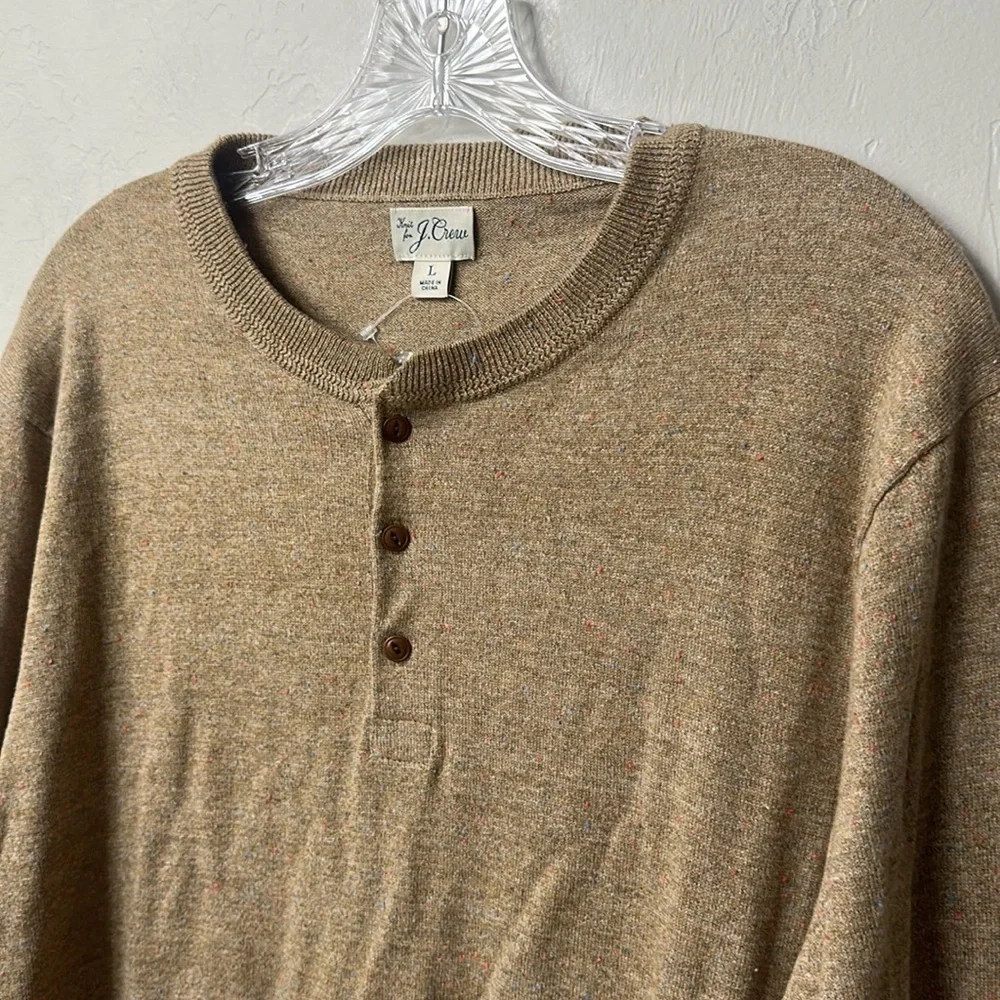 J.Crew knit Tan 3 button sweater size large.NWT